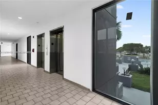 1820 W 53rd St, Hialeah, FL 33012 - Photo 9