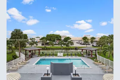 1820 W 53rd St #205, Hialeah, FL 33012 - Photo 3