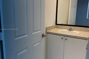 119 SW 6th Ave, Miami, FL 33130 - Photo 9