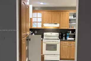 6460 NW 192nd Terrace, Hialeah, FL 33015 - Photo 7