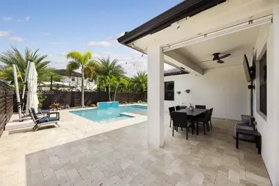8811 NW 154th Ter, Miami Lakes, FL 33018 - Photo 29