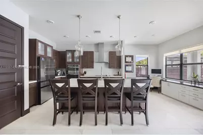 8811 NW 154th Ter, Miami Lakes, FL 33018 - Photo 17