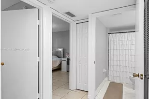 1240 SE 31st Ct, Homestead, FL 33035 - Photo 11