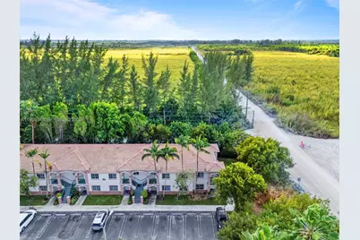 1240 SE 31st Ct #106-32, Homestead, FL 33035 - Photo 17