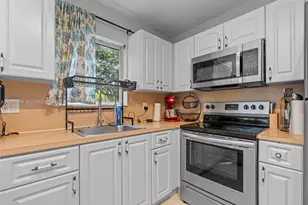 1240 SE 31st Ct, Homestead, FL 33035 - Photo 5