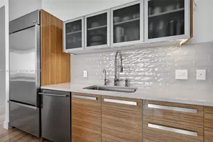 2020 N Bayshore Dr, Miami, FL 33137 - Photo 27