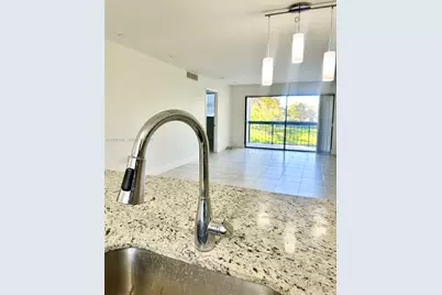 10315 NW 9th St Cir #203-14, Miami, FL 33172 - Photo 7