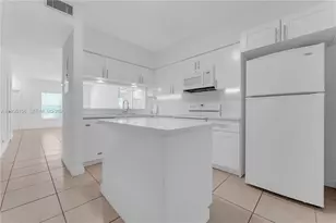 3325 Cabaret Ln, Margate, FL 33063 - Photo 7