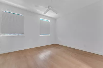 3325 Cabaret Ln, Margate, FL 33063 - Photo 15