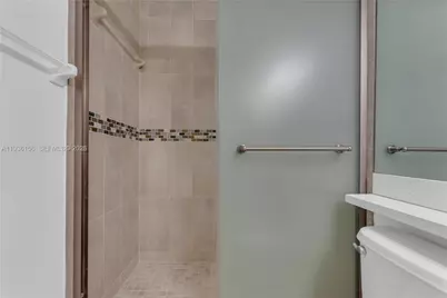 3325 Cabaret Ln, Margate, FL 33063 - Photo 19