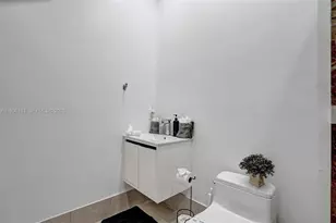 1430 NW 114th Ave, Plantation, FL 33323 - Photo 77