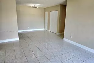 5501 NW 7th St, Miami, FL 33126 - Photo 25