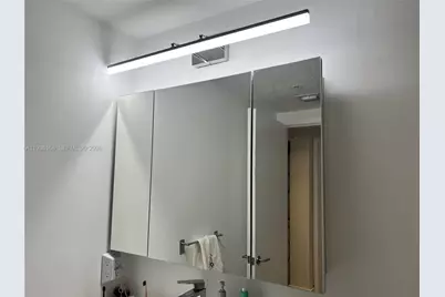 1010 SW 2nd Ave #1702, Miami, FL 33130 - Photo 7