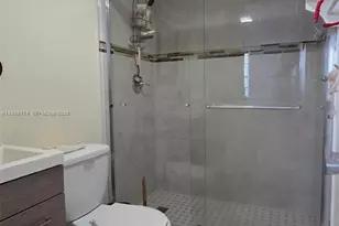 3000 E Sunrise Lakes Dr, Sunrise, FL 33322 - Photo 9