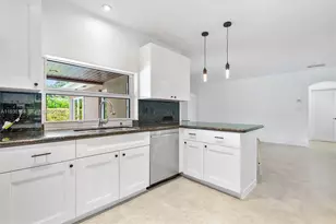 7421 SW 145th Terrace, Palmetto Bay, FL 33158 - Photo 11