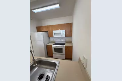 119 SW 6th Ave #707, Miami, FL 33130 - Photo 5