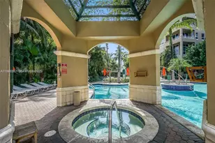 19501 W Country Club Dr, Aventura, FL 33180 - Photo 11