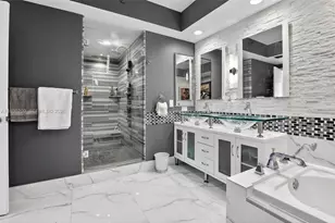 20281 E Country Club Dr, Aventura, FL 33180 - Photo 37