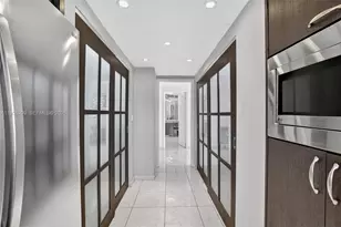 20281 E Country Club Dr, Aventura, FL 33180 - Photo 19