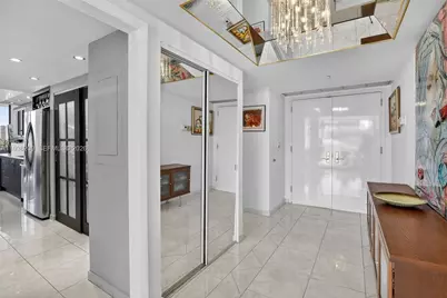 20281 E Country Club Dr #201, Aventura, FL 33180 - Photo 23