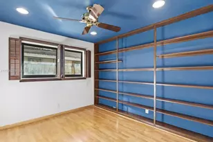 21151 NE 22nd Ct, Miami, FL 33180 - Photo 29