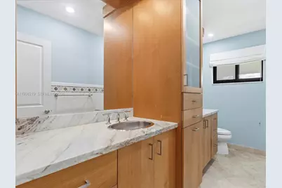 21151 NE 22nd Ct, Miami, FL 33180 - Photo 31