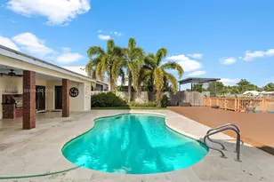 21151 NE 22nd Ct, Miami, FL 33180 - Photo 59