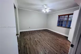 7060 NW 173rd Dr, Hialeah, FL 33015 - Photo 7