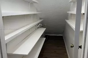 7060 NW 173rd Dr, Hialeah, FL 33015 - Photo 15