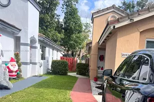 20613 SW 93rd Ave, Cutler Bay, FL 33189 - Photo 1