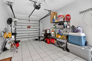 17841 NW 84th Ct, Hialeah, FL 33015 - Photo 35