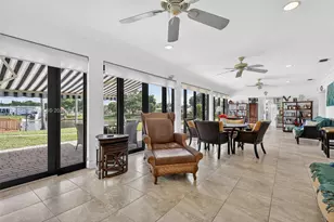 17841 NW 84th Ct, Hialeah, FL 33015 - Photo 25