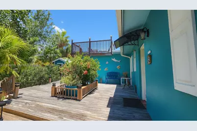 715 E Caribbean Dr E, Lower Keys, FL 33042 - Photo 15