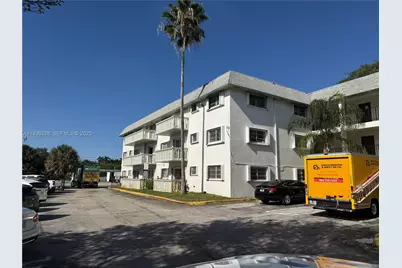 15201 NE 6th Ave #C104, Miami, FL 33162 - Photo 15