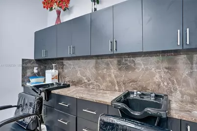 Full-Service Beauty Salon For Sale in Doral, Doral, FL 33172 - Photo 9