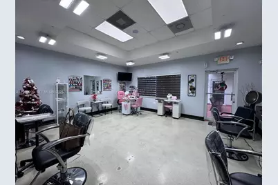 Full-Service Beauty Salon For Sale in Doral, Doral, FL 33172 - Photo 7