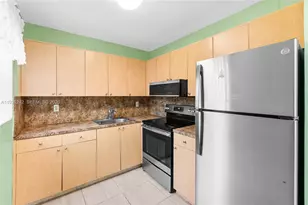 268 Coventry L, West Palm Beach, FL 33417 - Photo 9