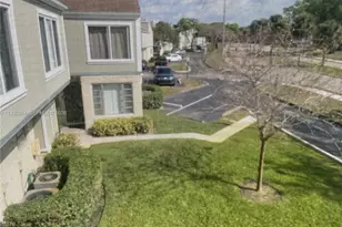 8043 Lagos De Campo Blvd, Tamarac, FL 33321 - Photo 5