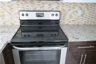 8043 Lagos De Campo Blvd, Tamarac, FL 33321 - Photo 9