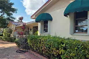 14545 SW 75th St, Miami, FL 33183 - Photo 3