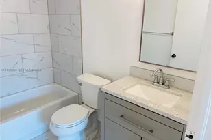 2173 NW 78th Ave, Pembroke Pines, FL 33024 - Photo 15