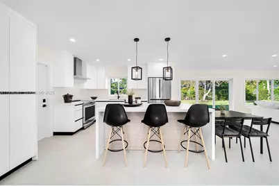 5835 SW 100th Ter, Pinecrest, FL 33156 - Photo 9