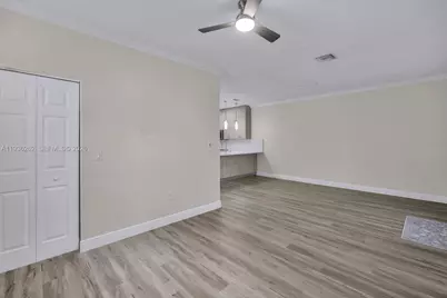 12441 Emerald Creek Mnr, Plantation, FL 33325 - Photo 9