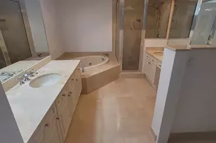 6001 N Ocean Dr, Hollywood, FL 33019 - Photo 13