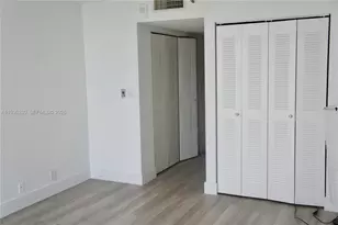 7601 E Treasure Dr, North Bay Village, FL 33141 - Photo 9