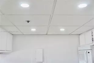 7601 E Treasure Dr, North Bay Village, FL 33141 - Photo 3