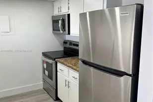 7601 E Treasure Dr, North Bay Village, FL 33141 - Photo 1