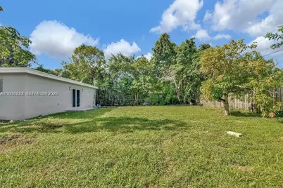 7902 SW 67th Ave, South Miami, FL 33143 - Photo 17