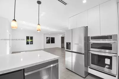 7902 SW 67th Ave, South Miami, FL 33143 - Photo 7