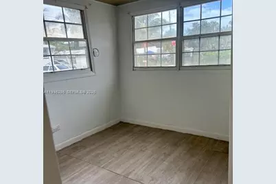 8732 SW 16th St, Davie, FL 33324 - Photo 13